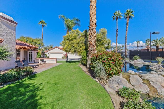126 Avellino Circle, Palm Desert CA: https://media.crmls.org/mediaz/a4a1e40e-ea43-4e7d-8aae-8362fbb8c288.jpg