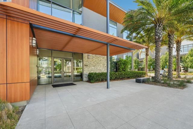 5860 Midnight Place, Dublin CA: https://media.crmls.org/mediaz/a4a247d0-980c-4bd9-90b7-63a1a724e8d7.jpg