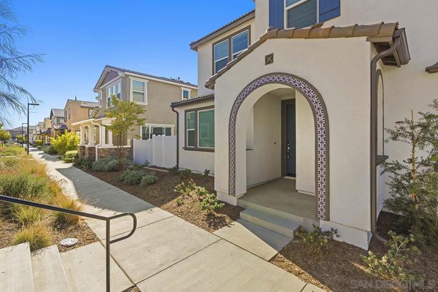 Image 3 of 40 For 40486 Melrose Dr