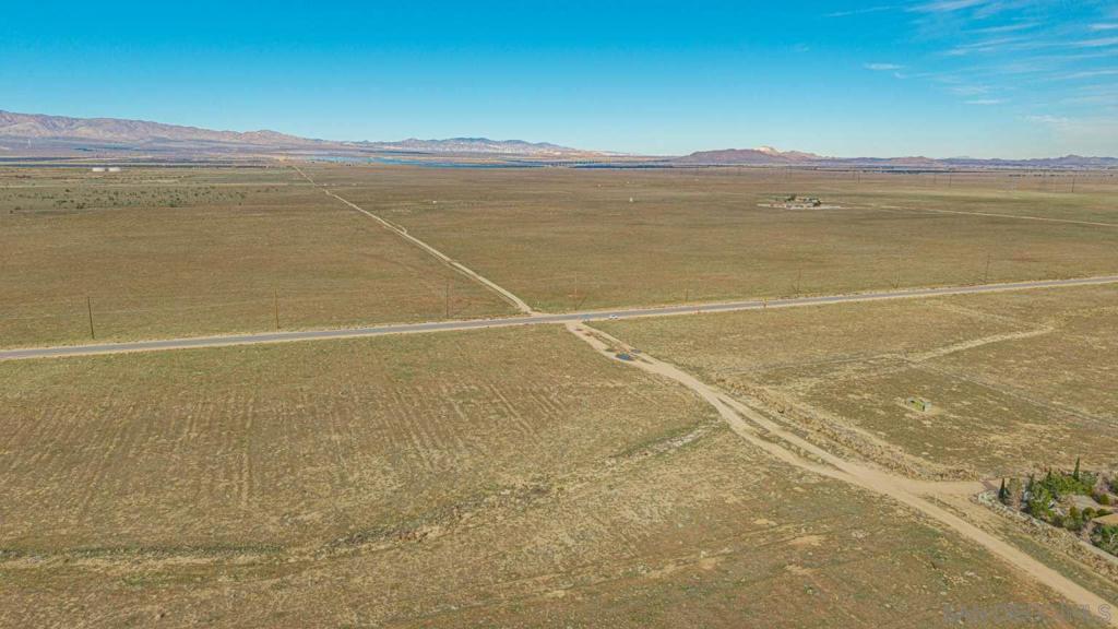 MLS #250045688SD image #12