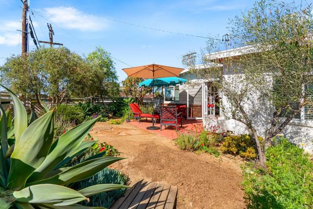 Detail Gallery Image 33 of 44 For 7209 Draper, La Jolla,  CA 92037 - 3 Beds | 3 Baths