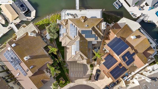 4210 Driftwood Pl, Discovery Bay CA: https://media.crmls.org/mediaz/a4a4d0a4-ba9b-4bc3-9c14-90b4fe054231.jpg