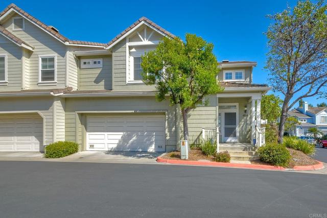 Detail Gallery Image 2 of 29 For 6586 Daylily Dr, Carlsbad,  CA 92011 - 3 Beds | 2/1 Baths