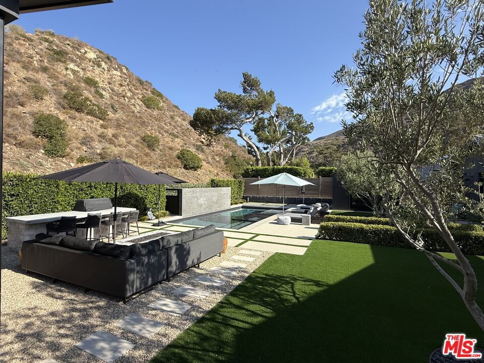 MLS #26857575 image #16