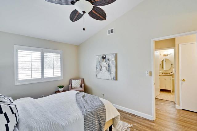 336 Shadow Run Drive, San Jose CA: https://media.crmls.org/mediaz/a4a5d846-72b5-472c-9242-70bf1b8790db.jpg