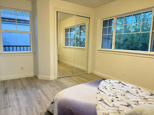 Image 25 of 37 For 7045 Tarvisio Way