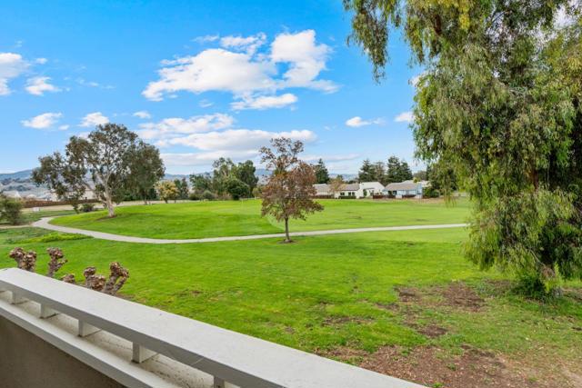 30 Donnas Lane, Hollister CA: https://media.crmls.org/mediaz/a4a7b470-f6cc-493e-94de-7740a187d175.jpg