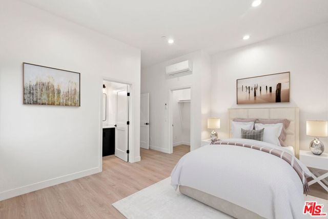 8931 Hubbard Street, Culver City CA: https://media.crmls.org/mediaz/a4a8ba06-d16f-430e-b186-a8b63bdef6e4.jpg