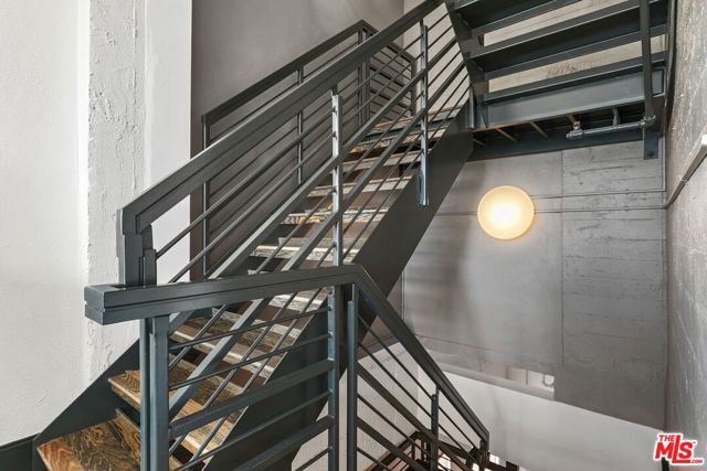 849 S Broadway, Los Angeles CA: https://media.crmls.org/mediaz/a4ab5357-c2bf-46b0-a462-e449b540d78f.jpg
