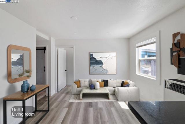 Image 5 of 51 For 3325 8th St  
