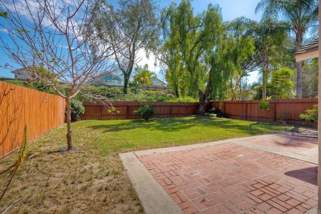 Detail Gallery Image 25 of 39 For 5349 Gooseberry Way, Oceanside,  CA 92057 - 3 Beds | 2/1 Baths