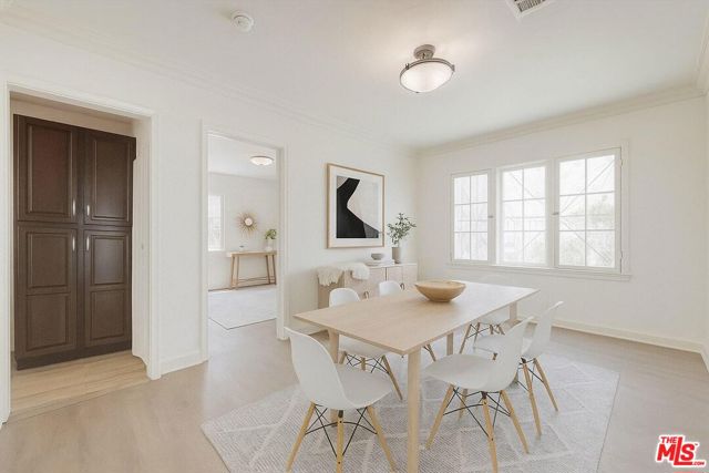 859 S Le Doux Road, Los Angeles CA: https://media.crmls.org/mediaz/a4ad523a-b4c1-4398-9cdd-8f61d5f72f8e.jpg