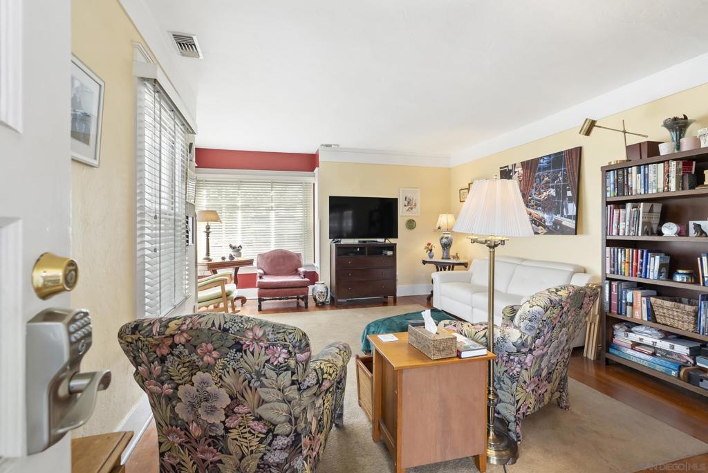 4020 Front St - photo 3