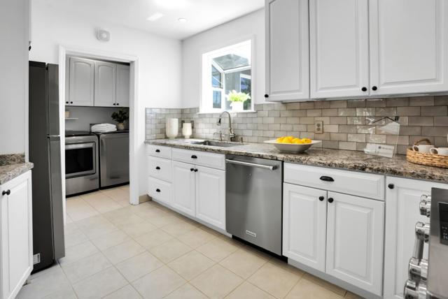 2653 Brewster Avenue, Redwood City CA: https://media.crmls.org/mediaz/a4ad6fe0-6dec-487a-a03f-64d97669788c.jpg