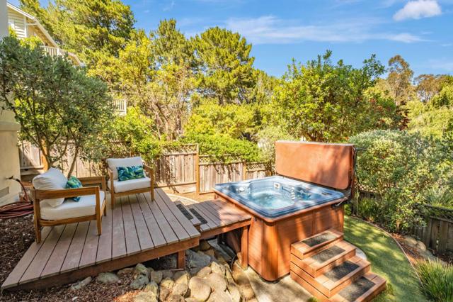 125 Zanzibar Drive, Aptos CA: https://media.crmls.org/mediaz/a4ae8ab1-f864-459a-adf2-452df0394a71.jpg