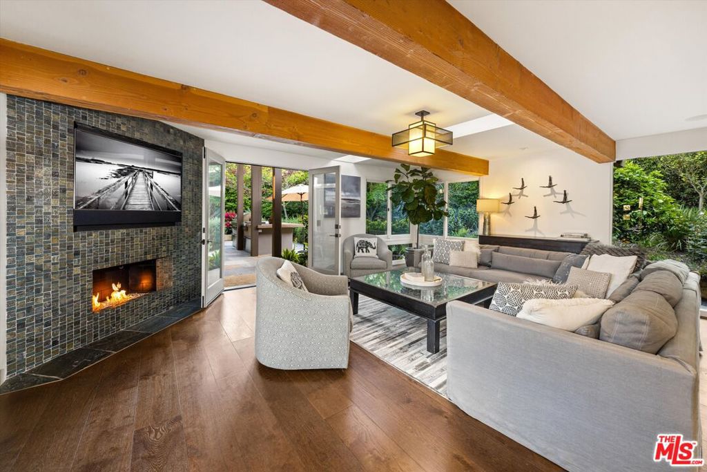 MLS #25557351 img 20