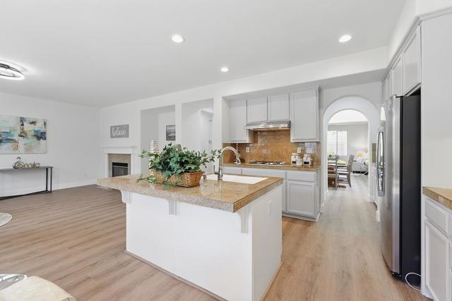 2342 Winchester Loop, Discovery Bay CA: https://media.crmls.org/mediaz/a4af243d-4860-47ba-a65a-26a47eb1985d.jpg