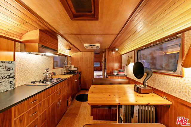 20605 Cheney Drive, Topanga CA: https://media.crmls.org/mediaz/a4aff625-eeb8-413a-a618-641e933eb33f.jpg