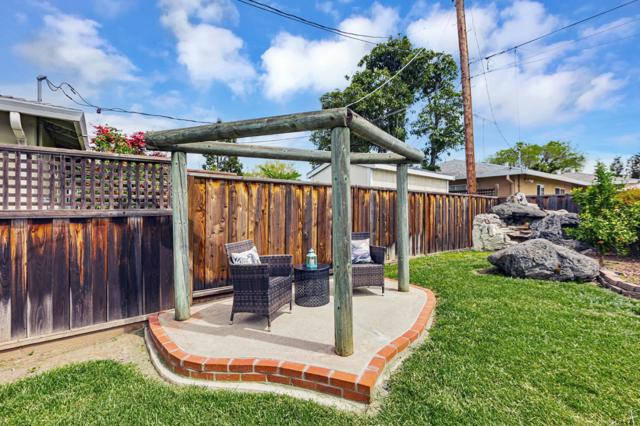 2806 Ruth Court, Santa Clara CA: https://media.crmls.org/mediaz/a4affa2a-678c-40fd-9ea4-8e579d62a61d.jpg