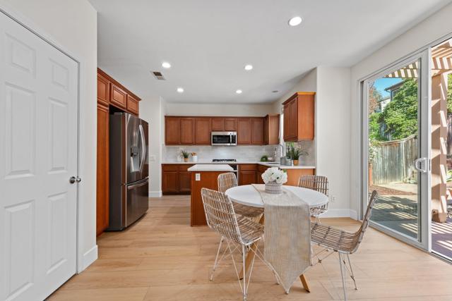 Detail Gallery Image 19 of 50 For 1717 Thorley Way, San Marcos,  CA 92078 - 4 Beds | 2/1 Baths