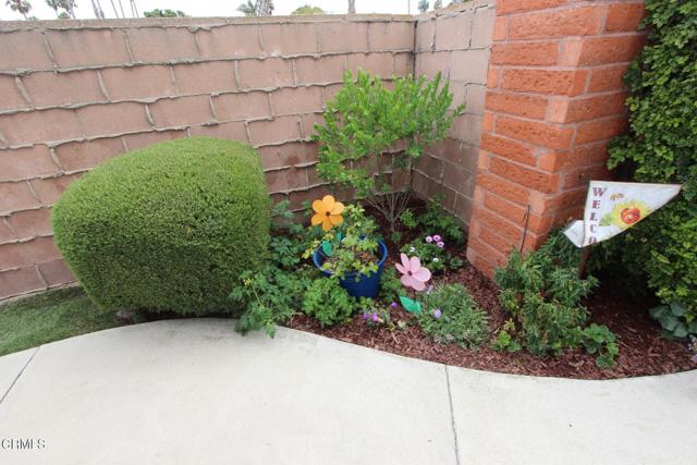 1215 Anchors Way, Ventura CA: https://media.crmls.org/mediaz/a4b12a8a-7b11-4980-b377-9108165d695a.jpg
