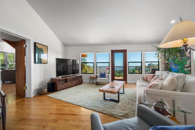 1081 Avocado Road, Watsonville CA: https://media.crmls.org/mediaz/a4b20606-fa6a-46bd-8a14-26f09aad6369.jpg