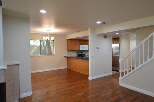 1965 Deercross Lane, San Jose CA: https://media.crmls.org/mediaz/a4b23ec7-9da9-4546-ae9a-1645a1f69d61.jpg