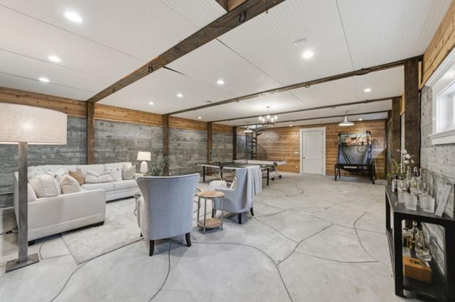 1353 Edgewood Road, Redwood City CA: https://media.crmls.org/mediaz/a4b2d95e-b10c-4008-a3aa-a8690640cbb7.jpg