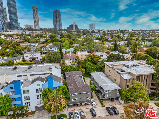 1940 S Beverly Glen Boulevard, Los Angeles CA: https://media.crmls.org/mediaz/a4b37b1d-6474-431f-a73b-049bb3e1b607.jpg