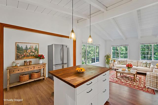 10377 Lake Boulevard, Felton CA: https://media.crmls.org/mediaz/a4b385ef-fc78-4ec1-9f3d-ee000a175adb.jpg