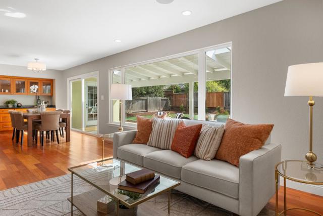 1098 Muir Way, Los Altos CA: https://media.crmls.org/mediaz/a4b392f5-84cf-429a-b710-d09c7876da93.jpg