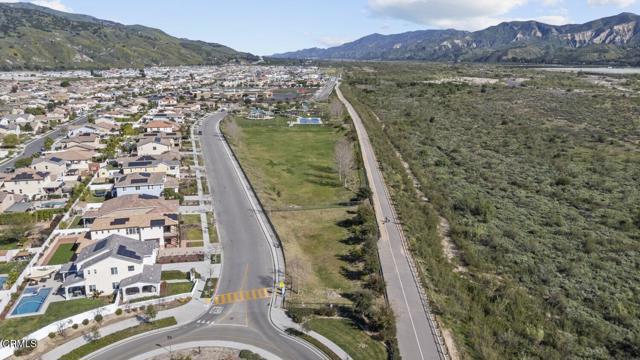 Detail Gallery Image 37 of 39 For 586 Apricot Ln, Fillmore,  CA 93015 - 3 Beds | 2/1 Baths