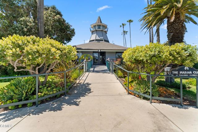 2901 Peninsula Road, Oxnard CA: https://media.crmls.org/mediaz/a4b63a78-1a2c-41fd-ba18-6b22e19296eb.jpg