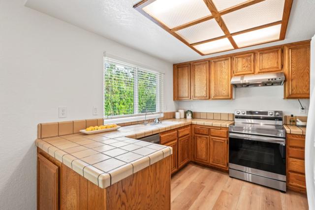 Image 15 of 48 For 32735 Ripon Court