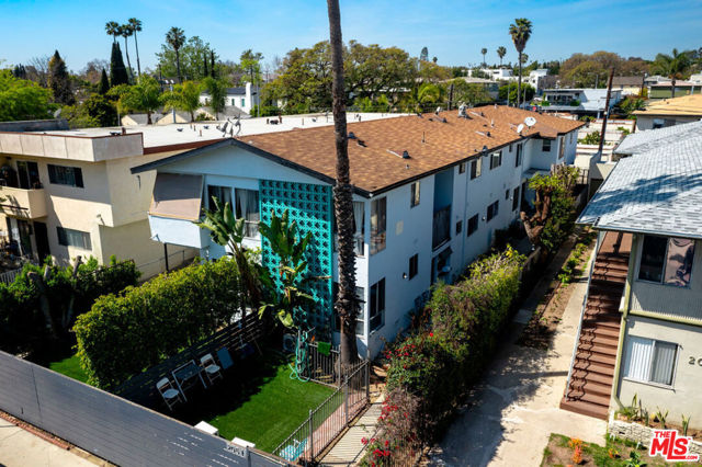 2051 S Corning Street, Los Angeles CA: https://media.crmls.org/mediaz/a4ba9c5f-aea3-416a-a5d2-30cbaf01ce06.jpg