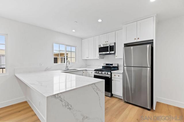 4264 42nd St, San Diego CA: https://media.crmls.org/mediaz/a4bb81e9-499b-4288-911c-b295f7faab84.jpg