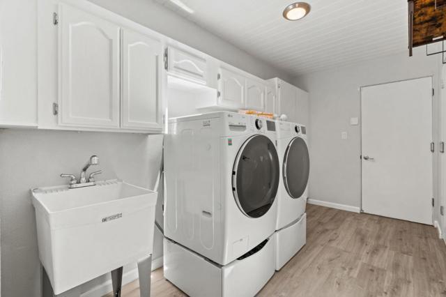 969 Eichler Drive, Mountain View CA: https://media.crmls.org/mediaz/a4bc2768-20b5-4e9e-80fe-8db3ca007790.jpg