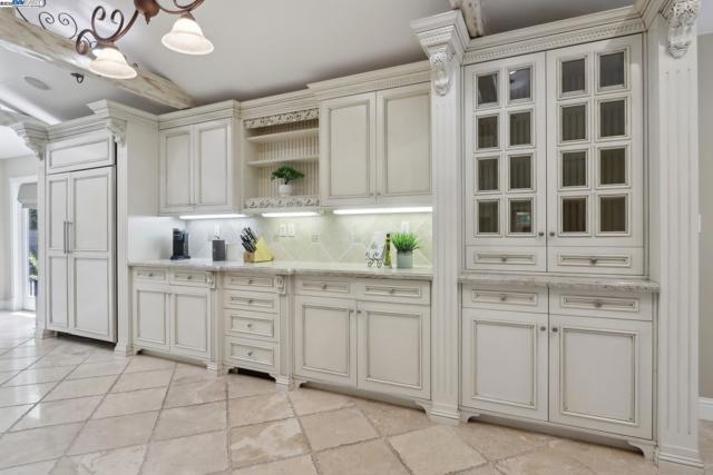 688 Danville Blvd, Danville CA: https://media.crmls.org/mediaz/a4bc6e63-d3ea-44b0-9f35-48a49adc55aa.jpg