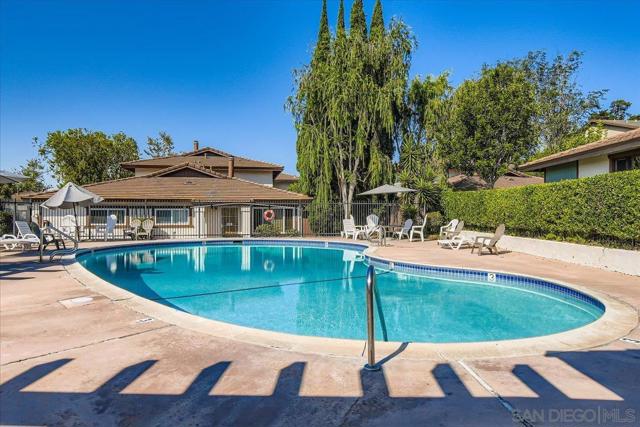 9881 Caminito Cuadro, San Diego CA: https://media.crmls.org/mediaz/a4bd0c50-6964-4fb0-bf73-cb11235accd6.jpg