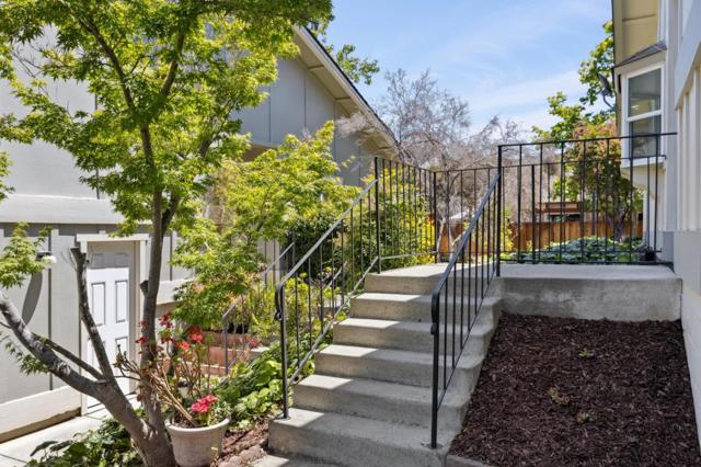10892 Northfield Square, Cupertino CA: https://media.crmls.org/mediaz/a4bf403c-fac7-407d-b317-c90bf74f3dcd.jpg