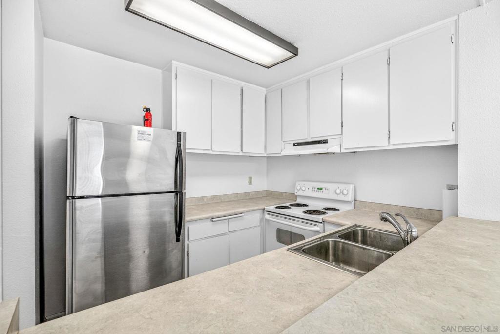 4060 Huerfano Ave - photo 4