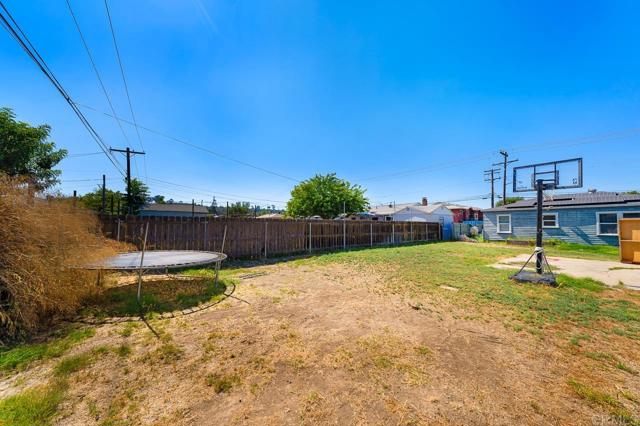 Detail Gallery Image 28 of 33 For 649 W Washington Ave, El Cajon,  CA 92020 - 2 Beds | 1 Baths