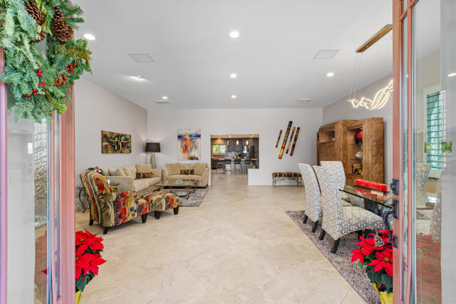 36706 Dune Palms Road, Indio CA: https://media.crmls.org/mediaz/a4c03466-ce03-4c7d-924e-f8ec8d3ca5dd.jpg