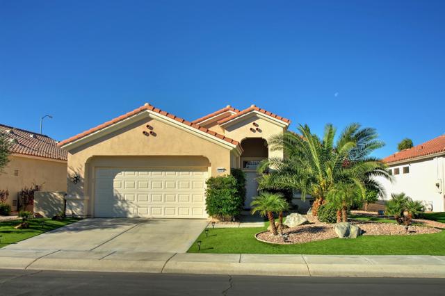 37261 Medjool Avenue, Palm Desert CA: https://media.crmls.org/mediaz/a4c0ca02-93a7-4179-9891-0650f60bdab9.jpg