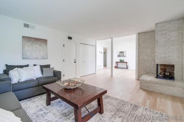 15034 Jenell St, Poway, California 92064, 4 Bedrooms Bedrooms, ,2 BathroomsBathrooms,Single Family Residence,For Sale,Jenell St,250032484SD