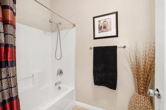 Image 30 of 44 For 2625 Emerald Oaks Gln