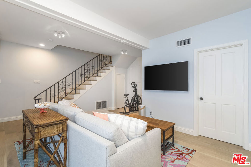 MLS #25517623 image #30
