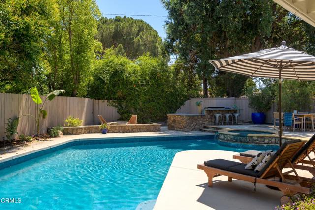 131 Christopher Lane, Ojai CA: https://media.crmls.org/mediaz/a4c4fb49-bcb2-4ac5-b7e9-2ae4b12dcd20.jpg