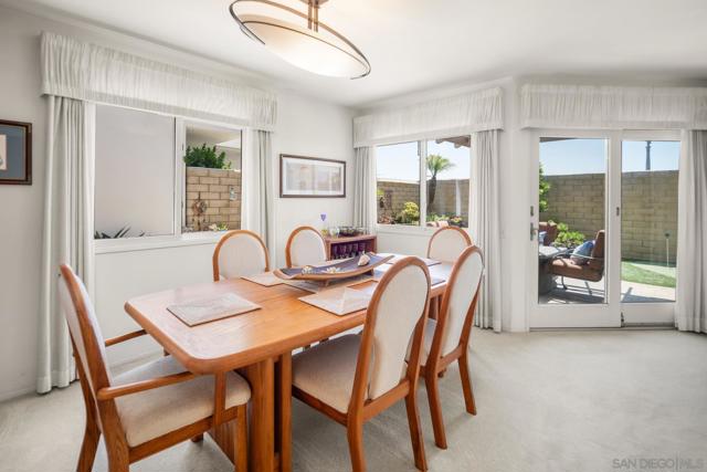 54 Half Moon Bend, Coronado CA: https://media.crmls.org/mediaz/a4c563e6-291c-4680-8802-e641a82db4e0.jpg