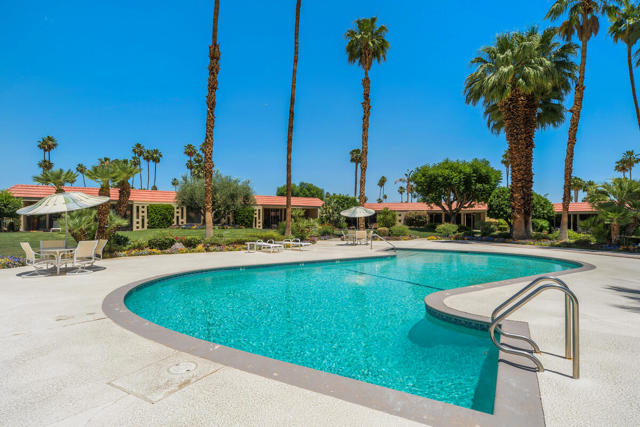 76895 Lark Drive, Indian Wells CA: https://media.crmls.org/mediaz/a4c63065-7615-4599-aec4-2ce5849e2304.jpg